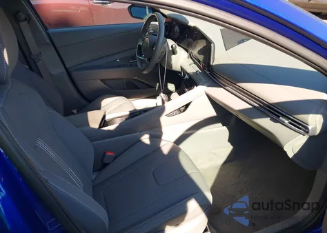 2025 Hyundai Elantra Sel Convenience z USA, uszkodzony, nr VIN KMHLS4DG2SU969733